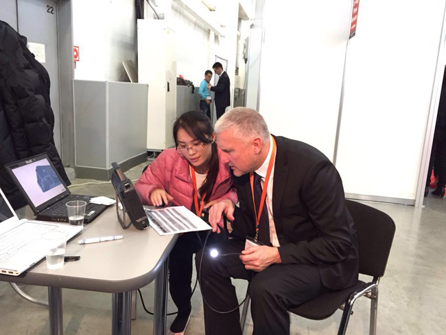 俄羅斯工業(yè)無損檢測展覽會上一顯身手的SIE系列便攜式工業(yè)視頻內(nèi)窺鏡