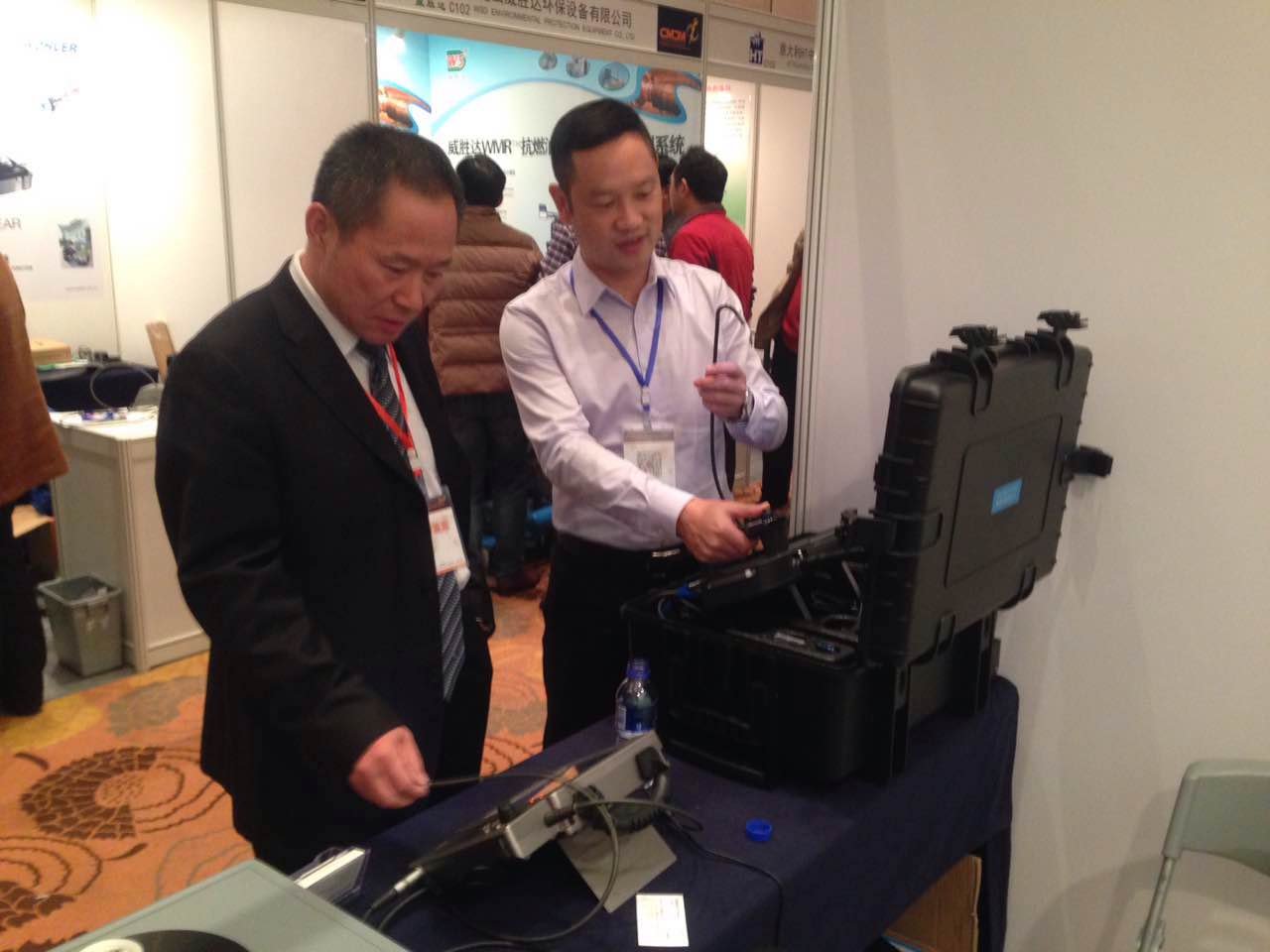 現(xiàn)場演示工業(yè)內(nèi)窺鏡